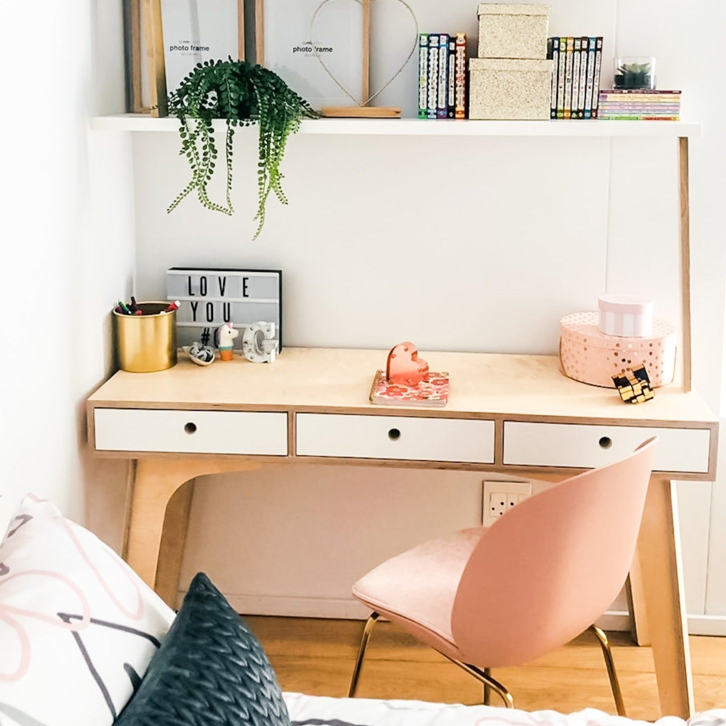 Dornoch Desk - Elula Furniture