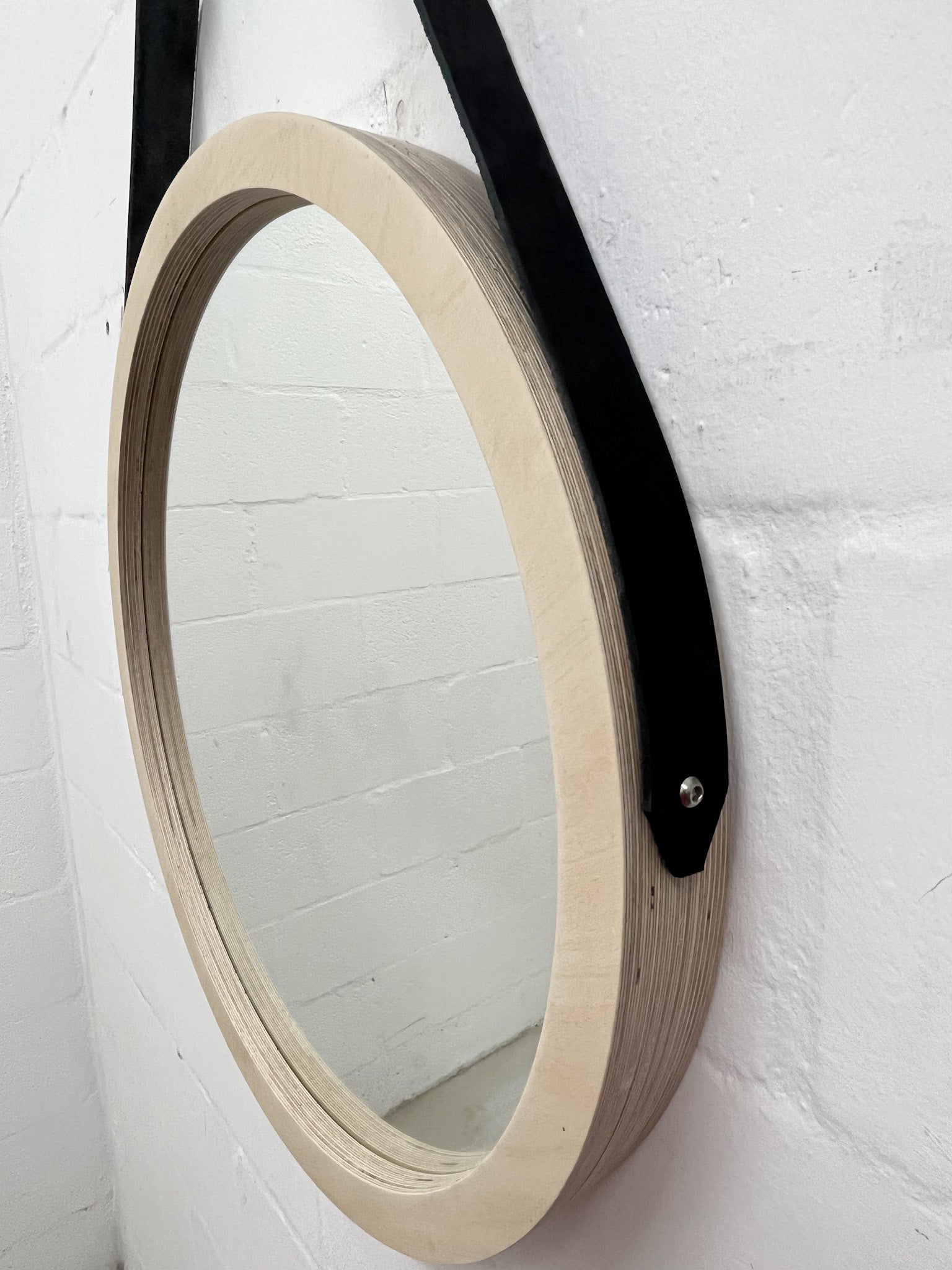 Porthole Mirror with Leather Strap - Elula Furniture